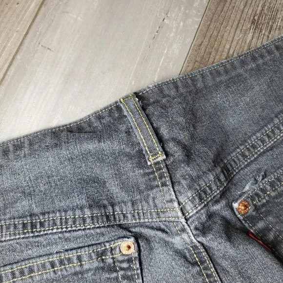 Vintage Levi's Side Slit Jean Skirt Misses Size 8 Black Distressed Raw Hem - Picture 11 of 14